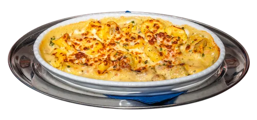 Nudelgericht mit Käse überbacken von Sylvie's American Pizza