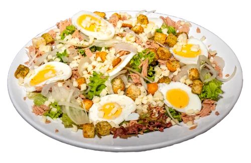 Thunfisch Salat mit Ei und Croutons